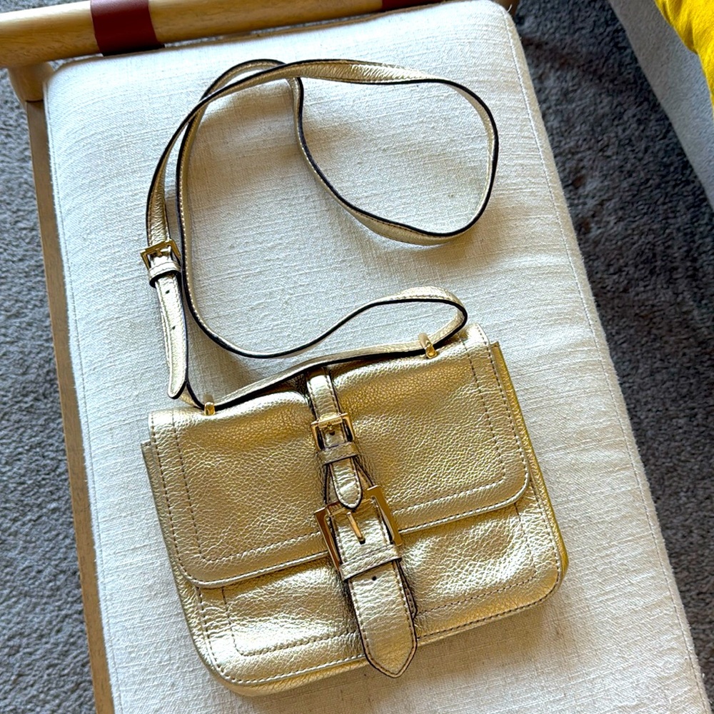 Isaac Mizrahi Gold Metallic Pebble Vegan Leather Crossbody Handbag